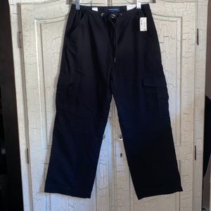 Aeropostale Black Wide Leg Cargo Pants NWT